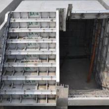 金屬建材 現代建筑的脊梁與美學